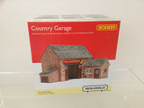 Hornby R9855 OO Gauge Skaledale The Country Garage