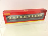 Hornby R4846 OO Gauge BR Maroon/Cream Mk1 Corr 2nd Coach M25633