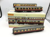 Hornby R4228 OO Gauge BR Maroon/Cream Northumbrian Coach Pack