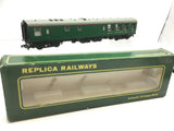 Replica 12101 OO Gauge BR Green Mk 1 Restaurant Coach S1717