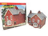 Hornby R8529 OO Gauge Station Office