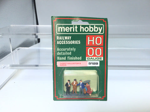 Merit 5128 OO Gauge Ticket Collector & Queue Figures