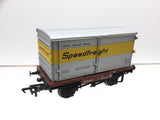 Bachmann 37-990 OO Gauge BR Conflat Wagon w Speedfreight Container