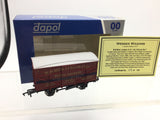 Dapol/Wessex Wagons OO Gauge Fruit Van WB Mew Langton Brewery