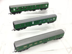 Hornby R622A/R623A OO Gauge SR Green Mk 1 Coaches x3