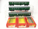 Hornby R622A/R623A OO Gauge SR Green Mk 1 Coaches x3