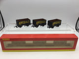 Hornby R6114 OO Gauge Triple Pack 8 Plank Wagons Airedale