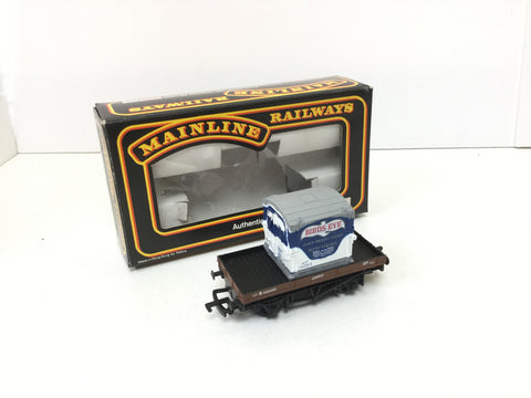 Mainline 37402 OO Gauge BR 1 Plank Wagon w Birds Eye Container