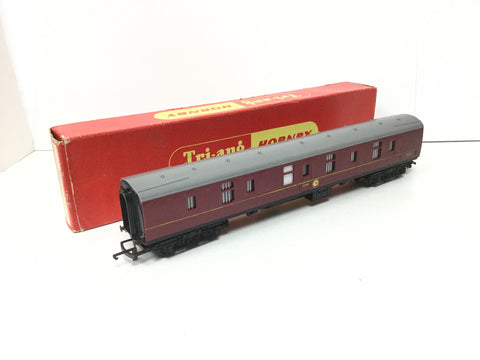 Triang/Hornby R425 OO Gauge BR Mk 1 Full Brake Maroon 80657