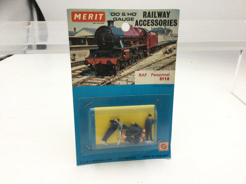 Merit 5118 OO Gauge RAF Personnel