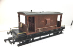 Bachmann 33-352 OO Gauge BR Standard Brake Van 260922 Weathered