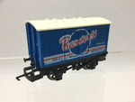 Hornby R132 OO Gauge Ventilated Van Baxters Meats