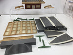 Triang R459 OO Gauge Large Station Set