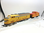 Bachmann 61600 HO Gauge EMD F9 Diesel Loco with Caboose Union Pacific