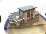 Bachmann 44-066 OO Gauge Art Deco Station Building