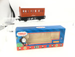 Hornby R110 OO Gauge Thomas and Friends Annie Coach