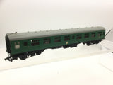 Mainline 37-121 OO Gauge BR Green Mk1 Corridor 2nd Coach S25915