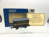 Dapol/Wessex Wagons OO Gauge Vent Van Thomas Wethered Marlow Brewery