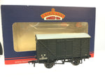 Bachmann 37-730B OO Gauge GWR 12T Ventilated Van 134040