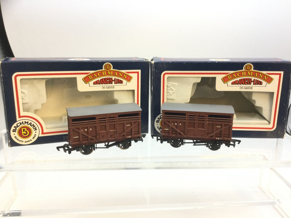 Bachmann 33-652B OO Gauge Cattle Van LMS 214875 x2