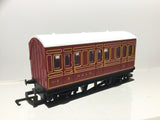 Hornby R1068 OO Gauge MSLR 4 Wheel Coach