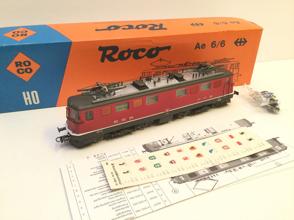 Roco 43536 HO Gauge SBB Ae 6/6 Electric Locomotive