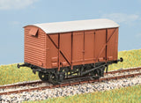 Parkside PC08A OO Gauge BR 12t Goods Van Kit