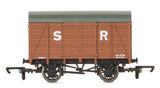 Hornby R6775 OO Gauge SR 12t Vent Van 44811