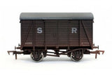 Dapol 4F-021-014 OO Gauge SR Box Van 44615 Weathered